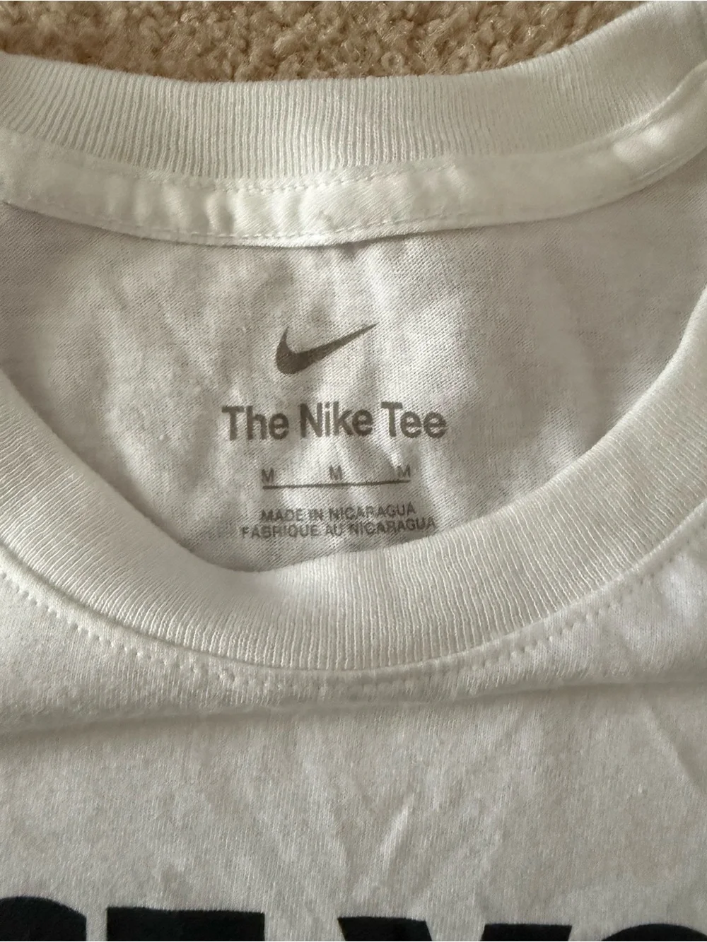 Nike White Michigan State 'Raise Your Shield' Size Medium Tee - Measurements Pic